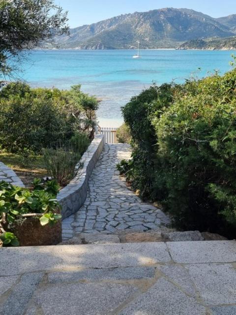 Sul Mare Sardegna Villa Mercedes Villasimius Esterno foto